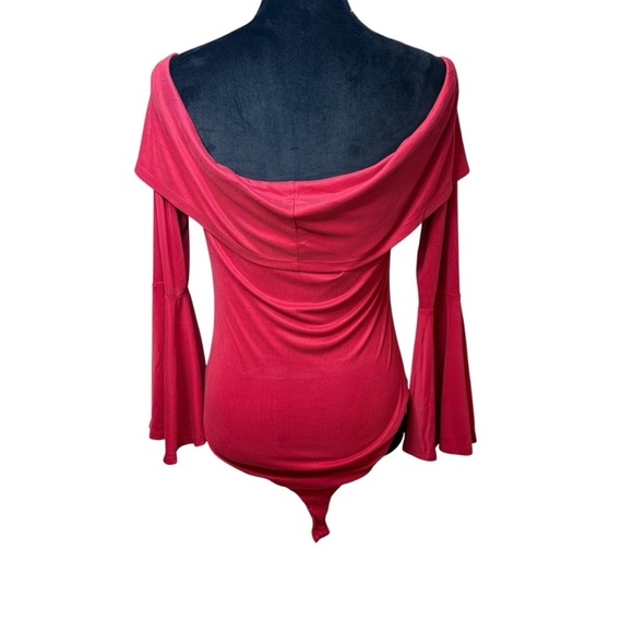 House of Harlow 1960 X Revolve | Off-Shoulder Abby Flare Sleeve Bodysuit | Sz M - Picture 4 of 8